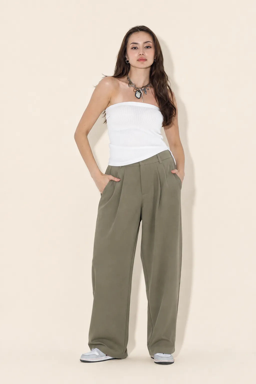 Adjustable wide-leg trousers