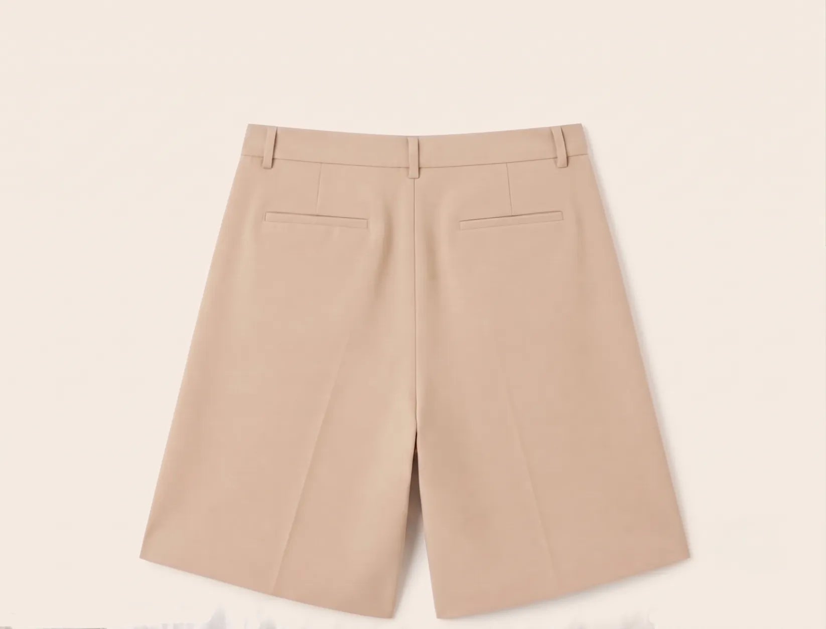 Pleated Bermuda